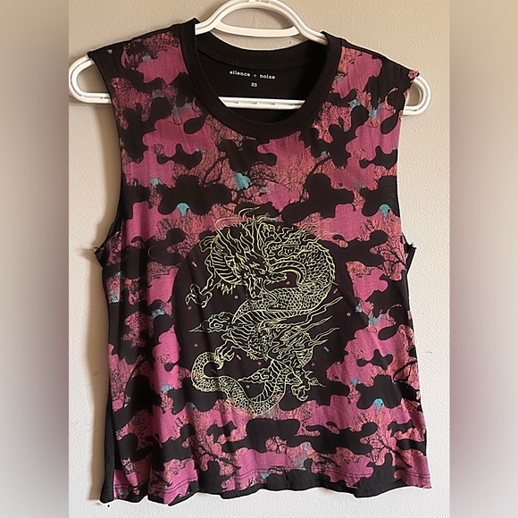 UO Silence and Noise Graphic tank - Picture 3 of 3